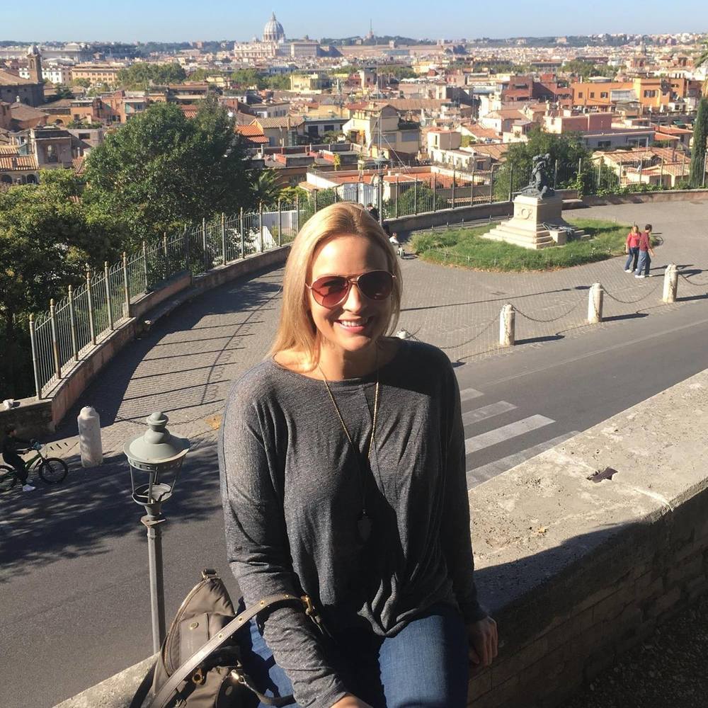 Meet your Posher, Stephanie